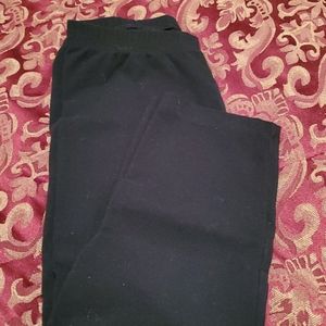 Black 3/4 length leggings